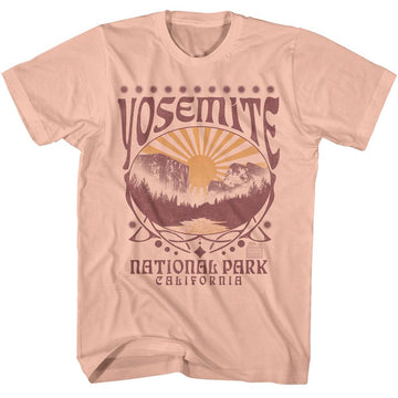 NATIONAL PARKS NPCA YOSEMITE DECORATIVE OVAL S T-Shirt in Peach