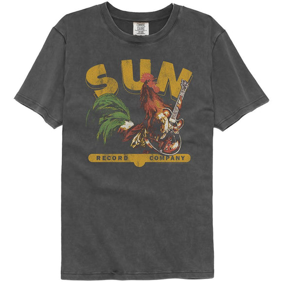 SUN RECORDS ROOSTER WITH GUITAR COMFORT COLOR S T-Shirt in Pepper