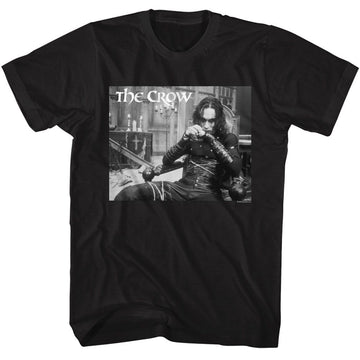 THE CROW DRAVEN IN CHAIR S T-Shirt in Black